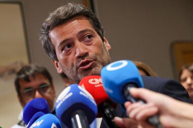 André Ventura acusa Banco de Portugal de favorecer o Governo e chama Centeno ao parlamento