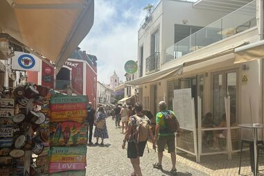 Discussão em bar na origem de homicídio em Lagos