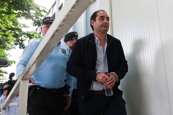 Filho de Mónica Silva confirma encontros da mãe com Fernando Valente