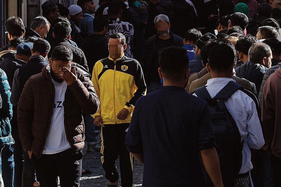 Governo avança com deportações 'à Trump'