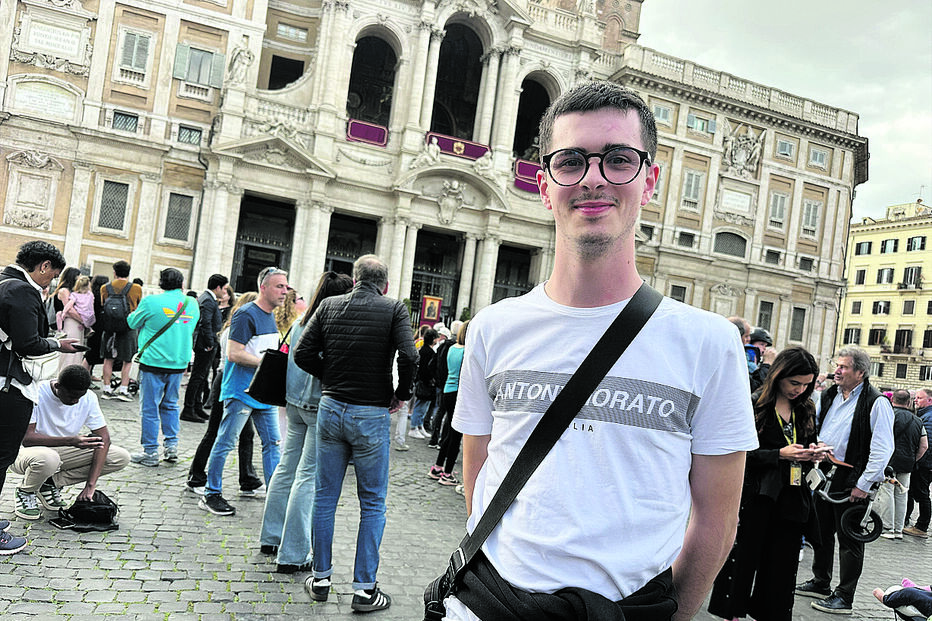 Mateus Miguel foi atropelado em Lisboa e acredita que um milagre do Papa Francisco o salvou