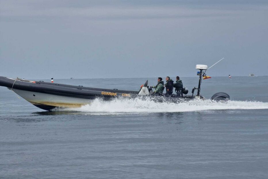 Polícia Marítima apreende 21 fardos de material estupefaciente a sul da Barra do rio Guadiana 2.jpeg
