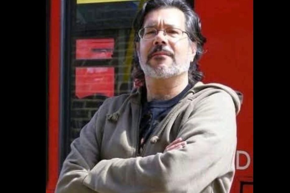 Jornalista António Pires