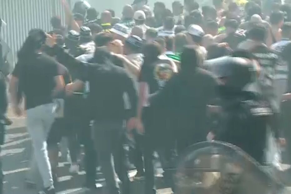 Adeptos do Sporting começam a chegar ao Estádio da Luz