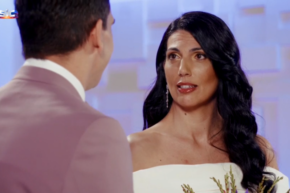 Carla em choque no altar de 'Casados à Primeira Vista'
