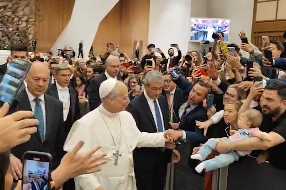 Papa Leão XIV reuniu-se com jornalistas de todo o mundo no Vaticano