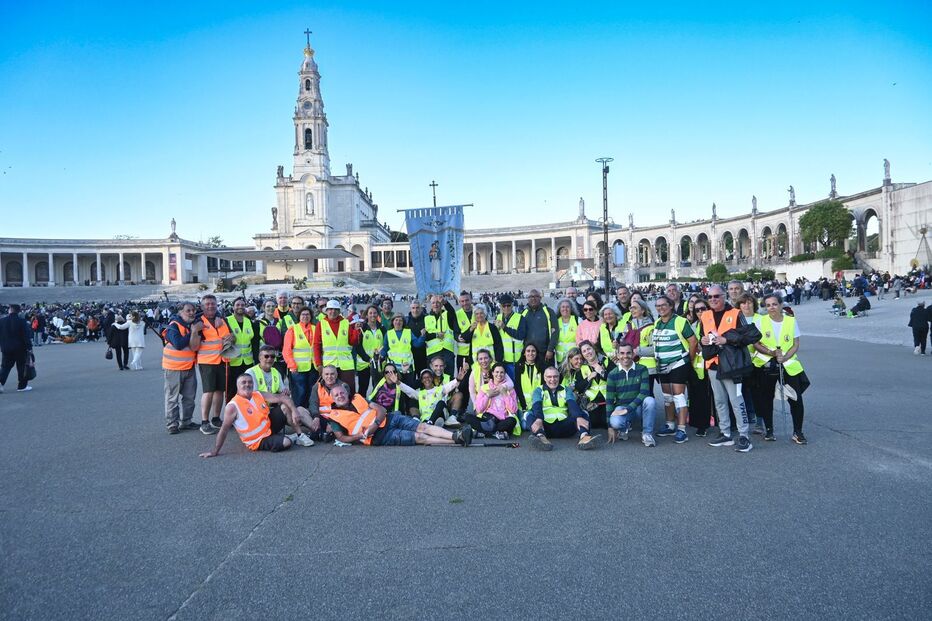 Milhares de peregrinos chegam a Fátima na véspera do 13 de maio 