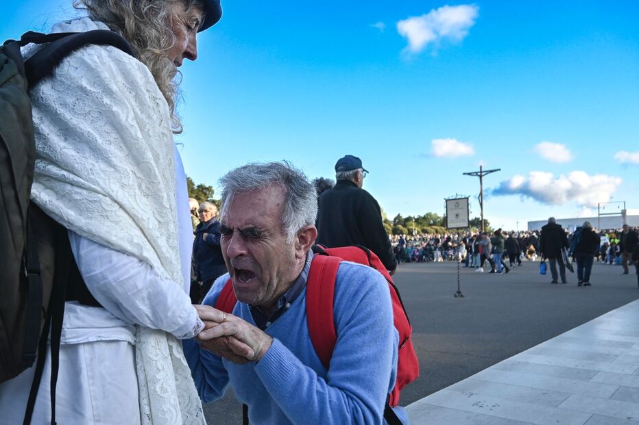 Milhares de peregrinos chegam a Fátima na véspera do 13 de maio 