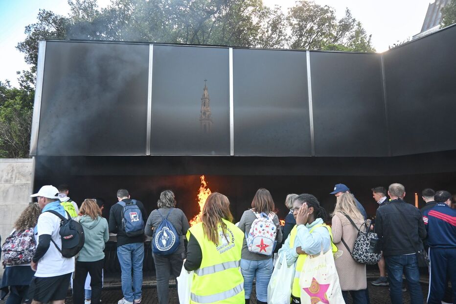 Milhares de peregrinos chegam a Fátima na véspera do 13 de maio 