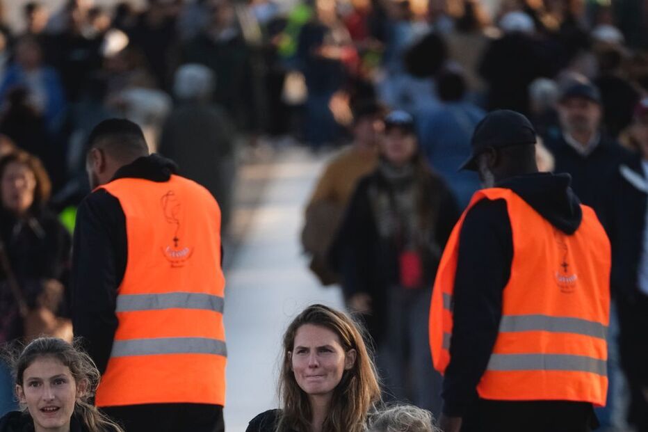 Milhares de peregrinos chegam a Fátima na véspera do 13 de maio 