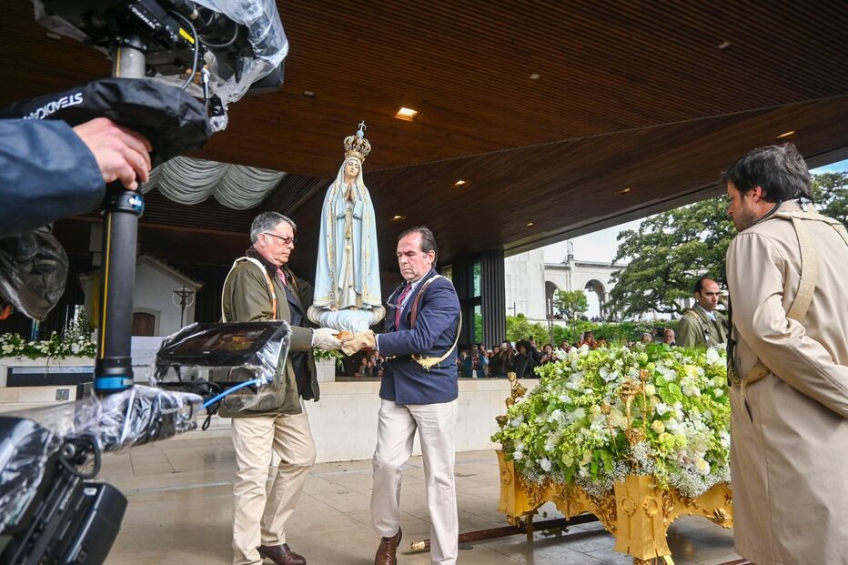 Manhã de 13 de maio no Santuário de Fátima  