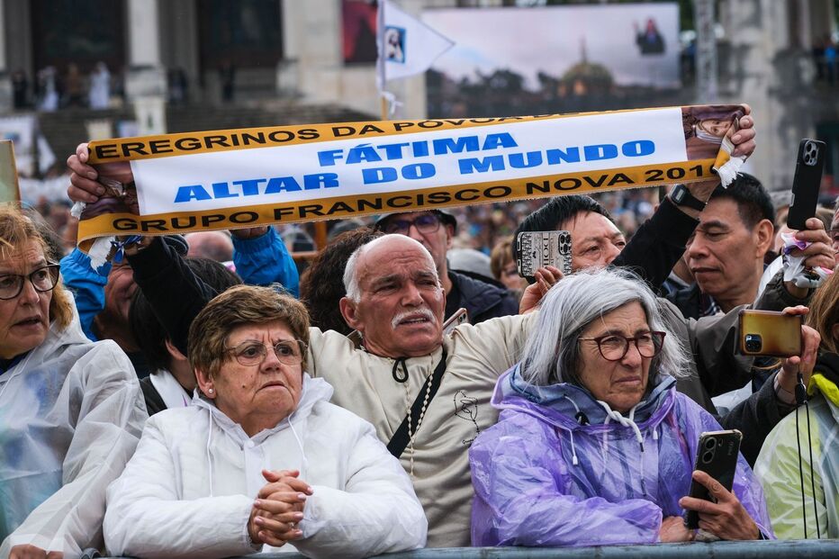 Manhã de 13 de maio no Santuário de Fátima  