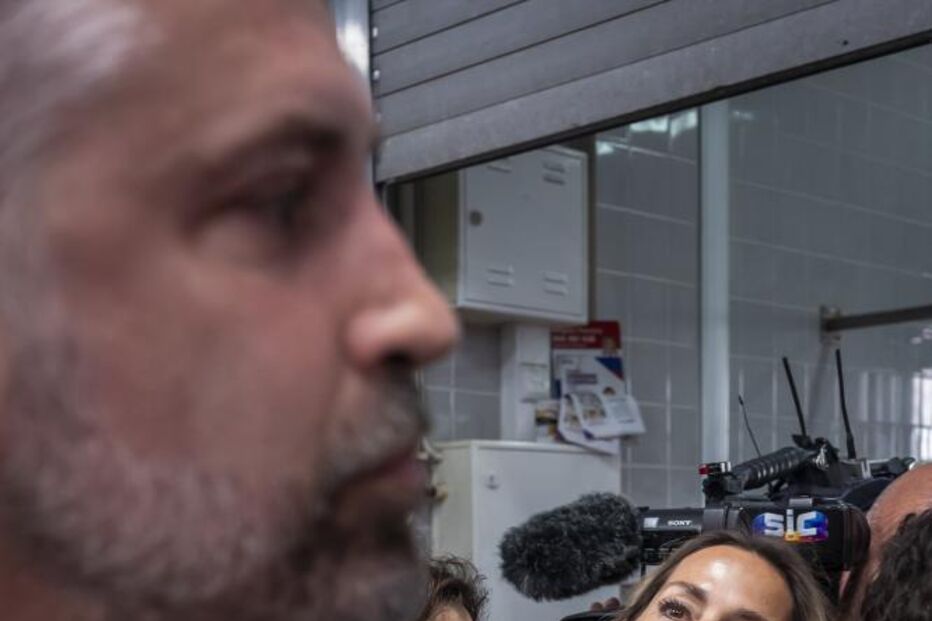 Pedro Nuno Santos confrontado por Joana Amaral Dias num momento tenso em Setúbal