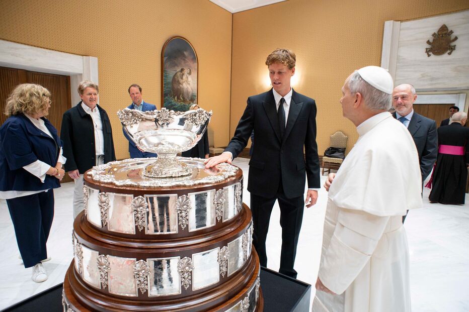 Papa Leão XIV com Jannik Sinner