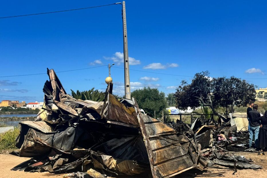 Incêndio destruiu habitação em bairro social de Faro