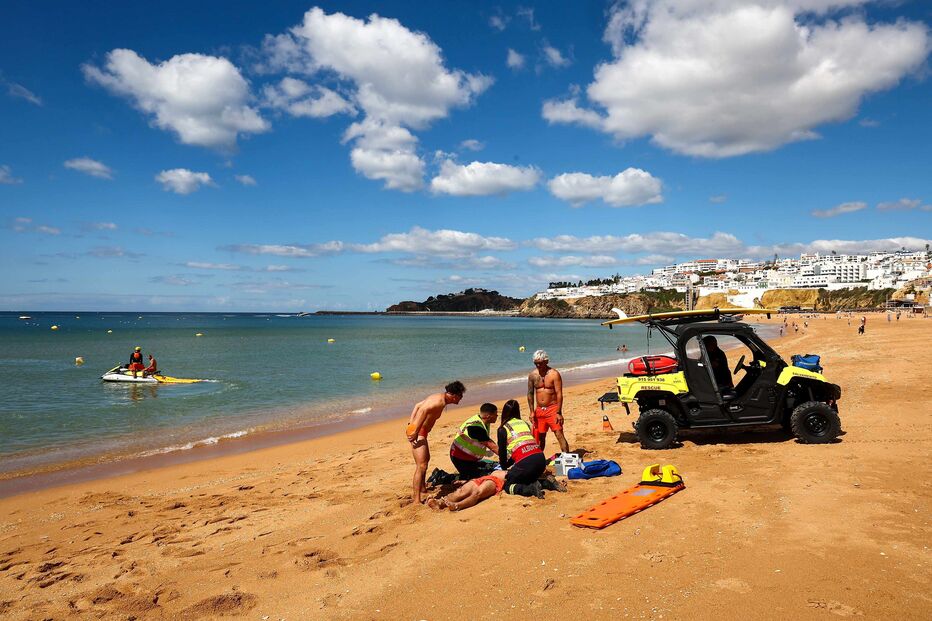 Simulacro de afogamento e salvamento