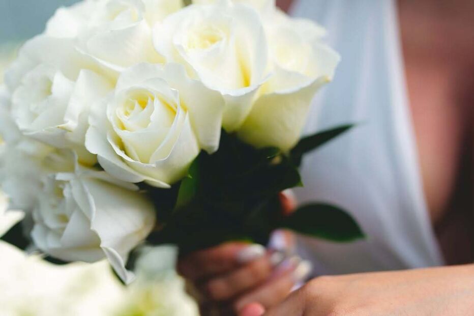 João Mário pede namorada em casamento