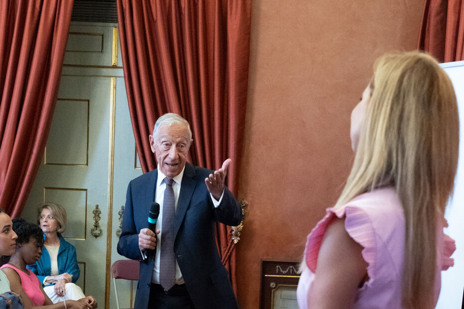 Marcelo Rebelo de Sousa apresenta Bárbara Norton de Matos