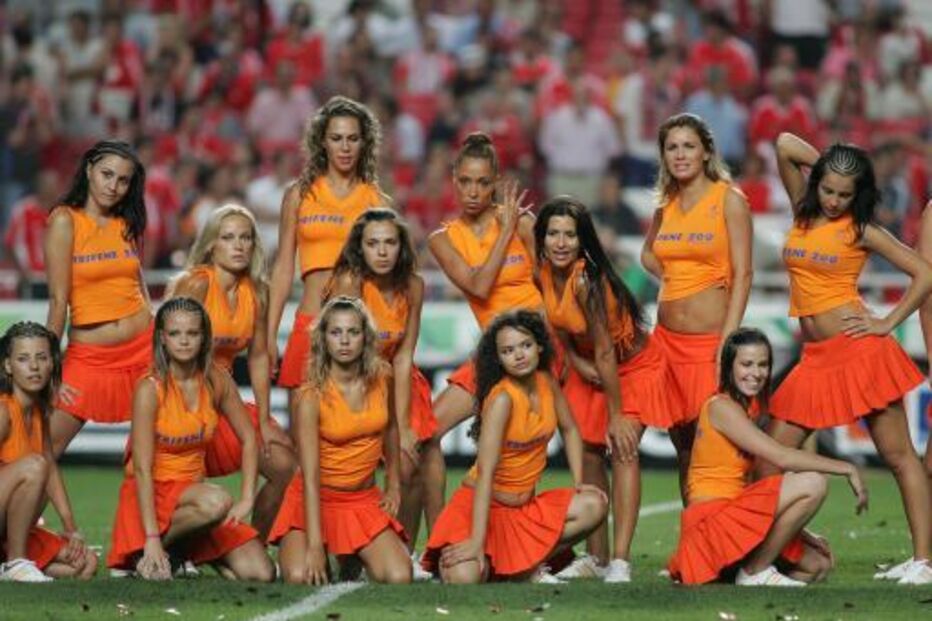 Equipa de cheerleaders do Benfica