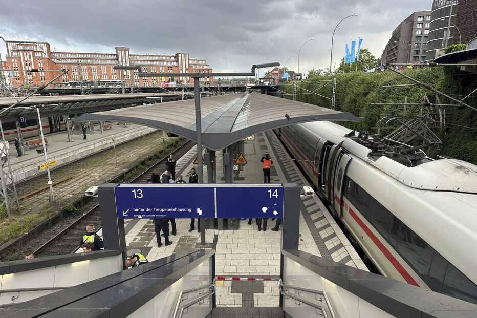 Ataque com faca na Estação Central de Hamburgo