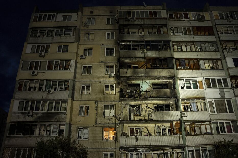 Rússia atinge Kiev com drones e mísseis balísticos