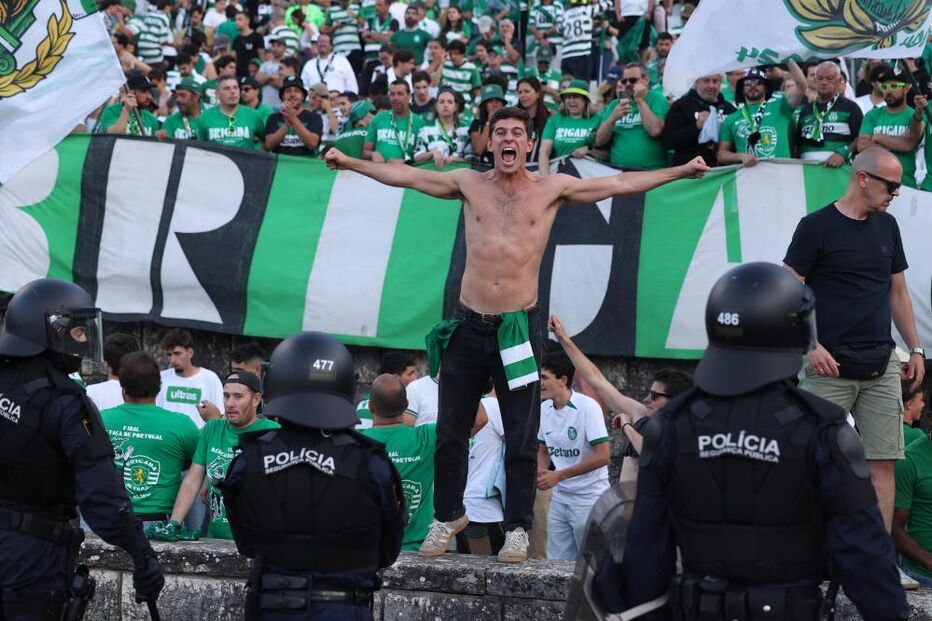 'Leões' vencem Taça de Portugal