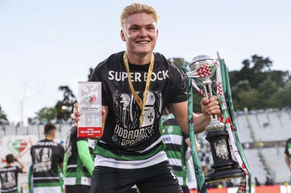 Harder celebra vitória dos leões