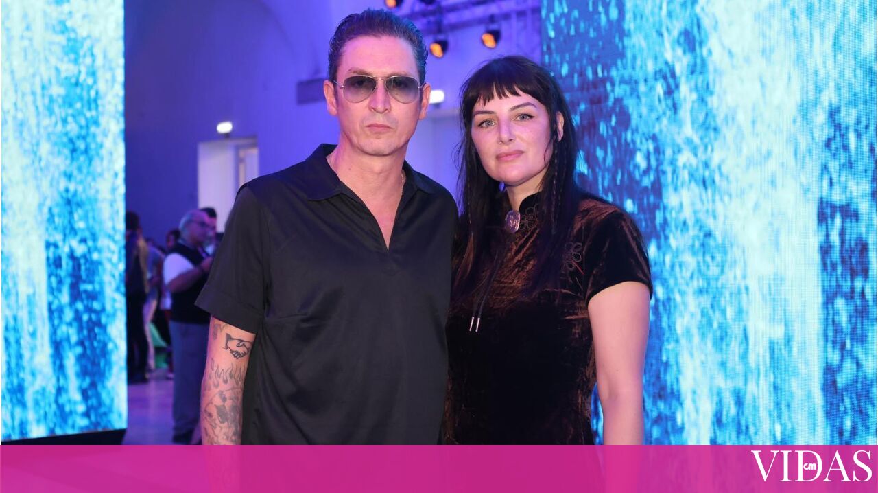 “Helena Coelho e The Legendary Tigerman Anunciam Chegada de ‘Tigerbaby’: A Esperança de um Novo Ícone Musical!” #ÚltimasNotícias #Portugal “Helena Coelho e The Legendary Tigerman Anunciam Chegada de ‘Tigerbaby’: A Esperança de um Novo Ícone Musical!” #ÚltimasNotícias #Portugal