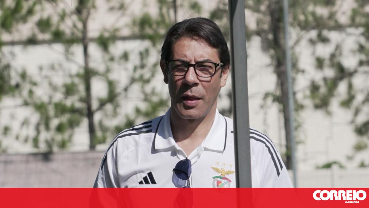 “Rui Costa Lança Aviso: “É Hora de Brilhar no Mundial de Clubes!” – A Grande Batalha do Futebol!” #ÚltimasNotícias #Portugal “Rui Costa Lança Aviso: “É Hora de Brilhar no Mundial de Clubes!” – A Grande Batalha do Futebol!” #ÚltimasNotícias #Portugal