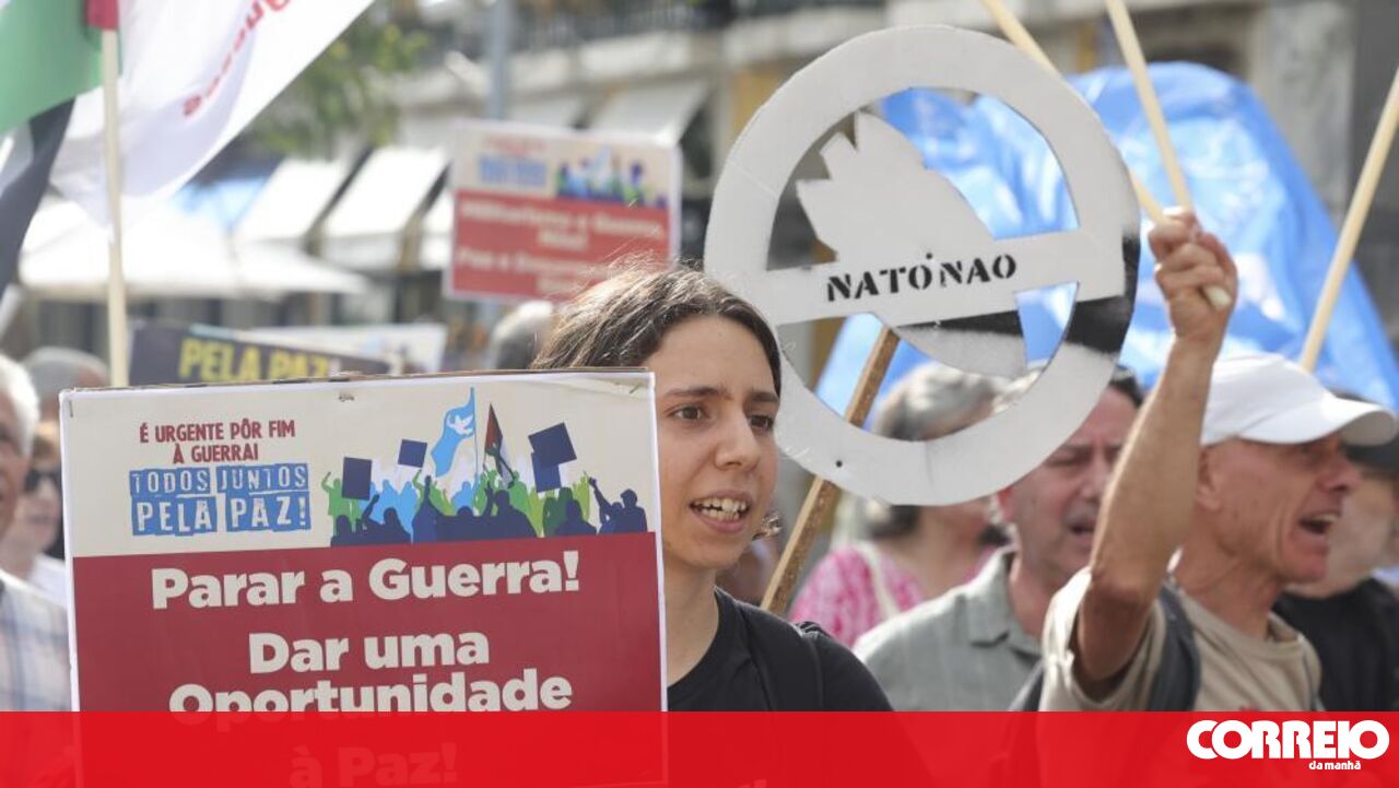 CGTP Leads Peaceful Protest in Lisbon Against NATO and Arms Race