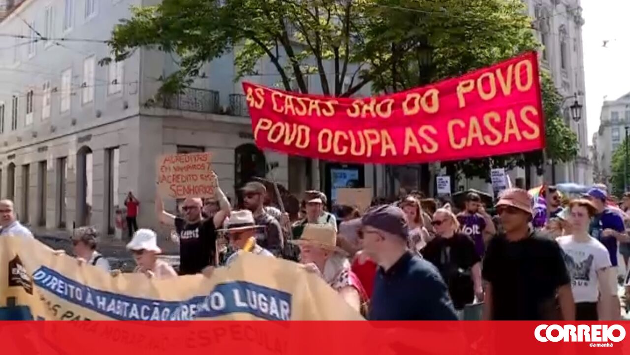 Lisbon Protest Demands Social Justice: 'Don't Throw Burkas Over Our Eyes'