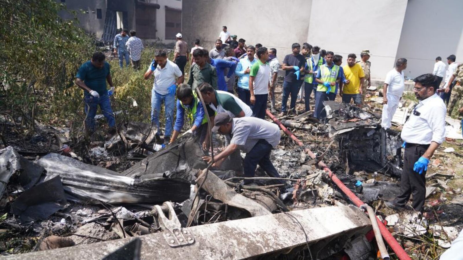 Queda de avião da Air India em Ahmedabad