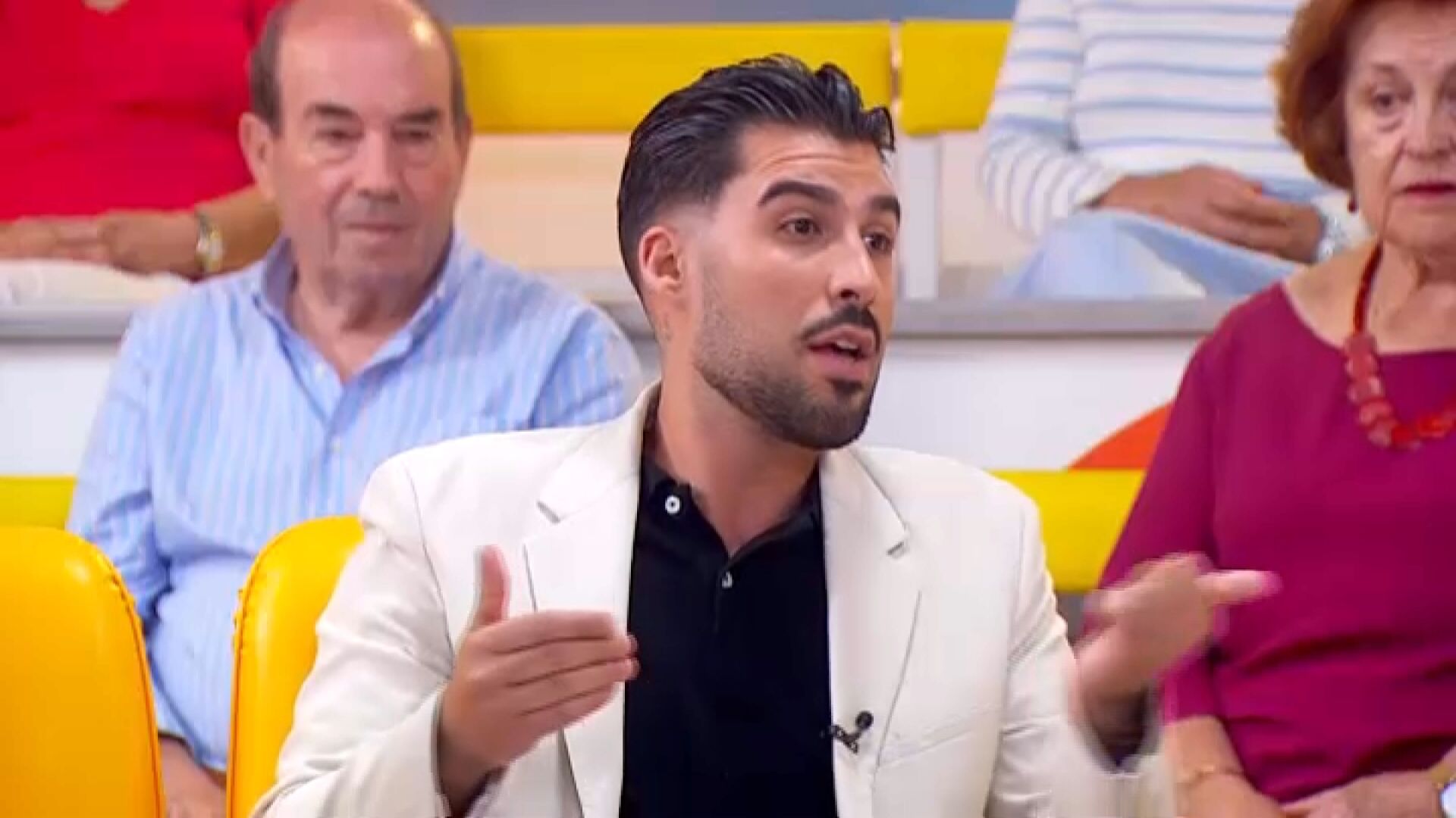 'Tiveram de ir buscar pessoas da velha guarda': Léo Caeiro justifica escolha com fracas audiências do novo reality show da TVI