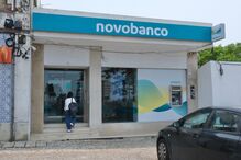 Dupla armada assalta dependência do Novo Banco em Palmela