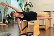 Cristina Ferreira e João Monteiro juntos numa aula de pilates