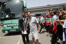 Jogadores da seleção celebram vitória da Liga das Nações com adeptos em Lisboa