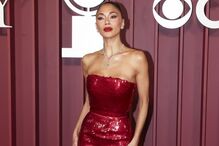 Nicole Scherzinger marca presença nos Tony Awards, onde George Clooney foi nomeado