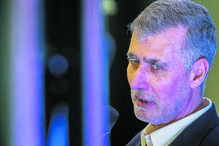 Gouveia e Melo afunda e já é terceiro na corrida a Belém