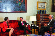 Rita Matias, deputada do Chega, tem novo amor com segurança de André Ventura