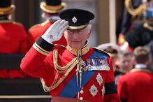 Cerimónia Trooping the Colour: netos de Carlos III destacam-se no Palácio de Buckingham