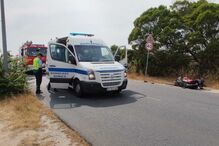 Motociclo sinistrado em Sines recebe assistência dos bombeiros