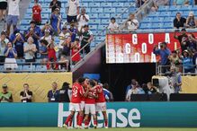 Chelsea vence Benfica por 4-1 no Mundial de Clubes, em Charlotte