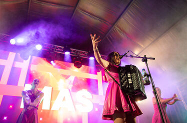 Rosinha, bifanas e boleias: o arraial que fez o Campo Pequeno parecer. pequeno