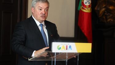 Ex-presidente da Câmara de Gaia julgado por assistir a jogos com dinheiro da autarquia