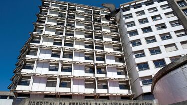 Dois jovens em estado grave após despiste de carro contra muro em Fafe