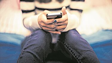 Enfermeira vive três meses de pânico com perseguição pela 'net'