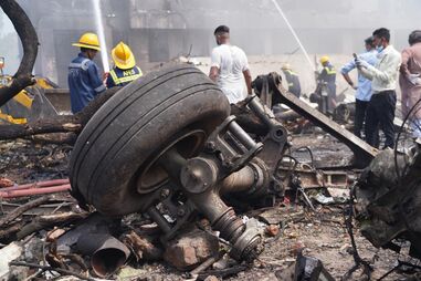 Milagre no lugar 11A: Ramesh foi o único sobrevivente da queda de avião na Índia