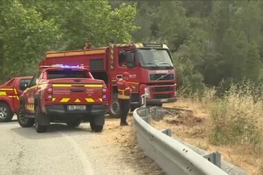 Fogo dominado em Castelo Branco. Mais de 80 operacionais e sete meios aéreos acionados para o combate às chamas