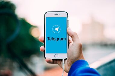 Funcionamento do Telegram na Rússia tem sido afetado por restrições impostas pelo regulador do país