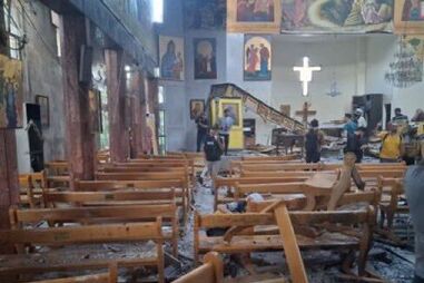 Ataque de bombista suicida faz pelo menos 15 mortos em igreja em Damasco